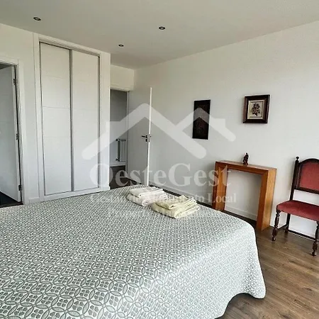 Für 10 Personen Ca 30 M In Lourinha, Regio Centro Capelas (Lisbon)