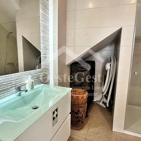 Für 10 Personen Ca 30 M In Lourinha, Regio Centro Capelas (Lisbon)